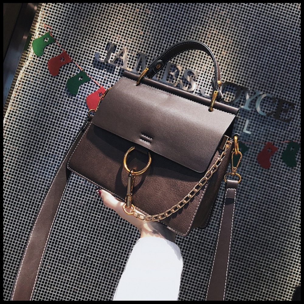NEW ELLA O Ring Chain Buckle Crossbody - Picture 2 of 4